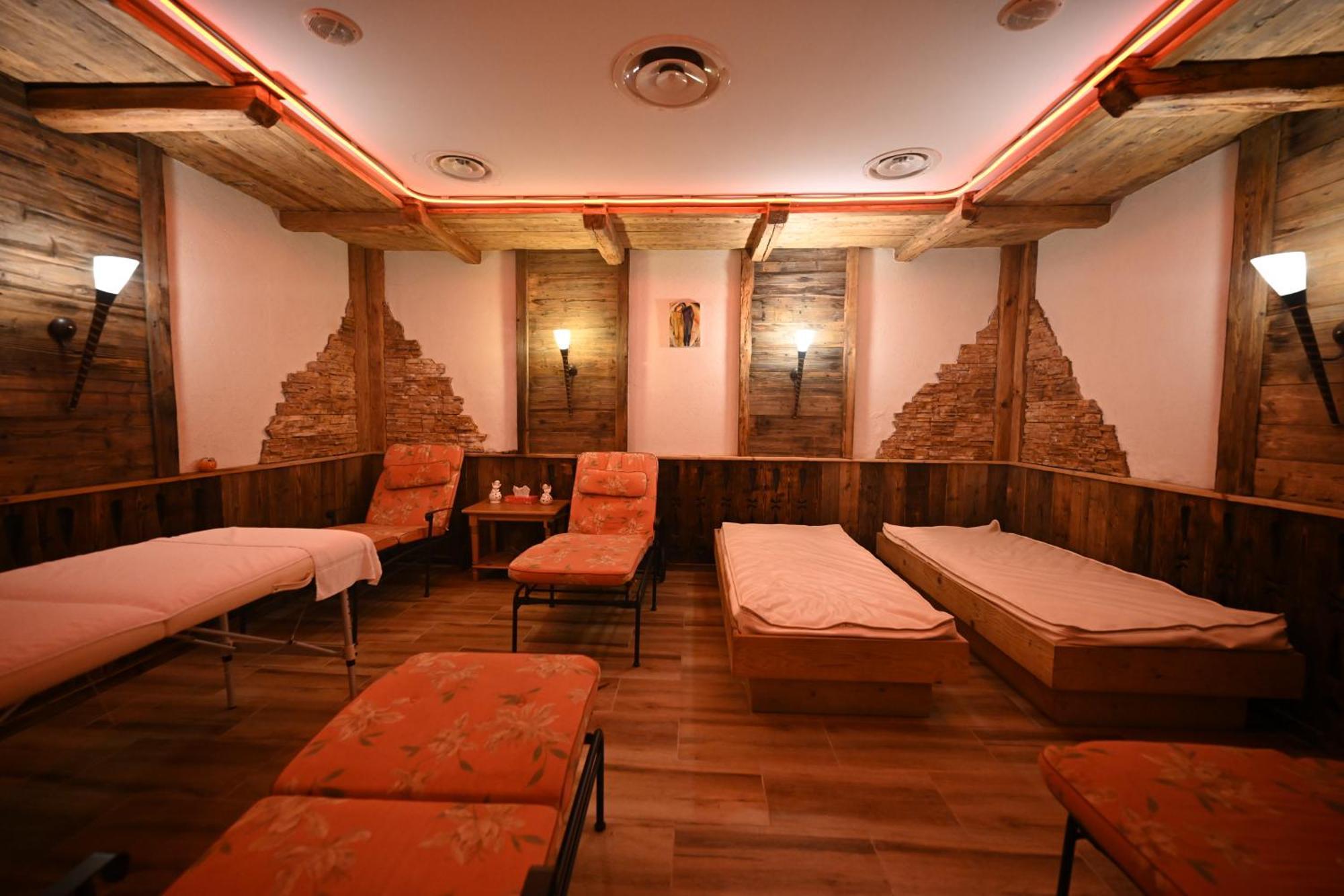 Mercure Sighisoara Binderbubi Hotel & Spa Ngoại thất bức ảnh