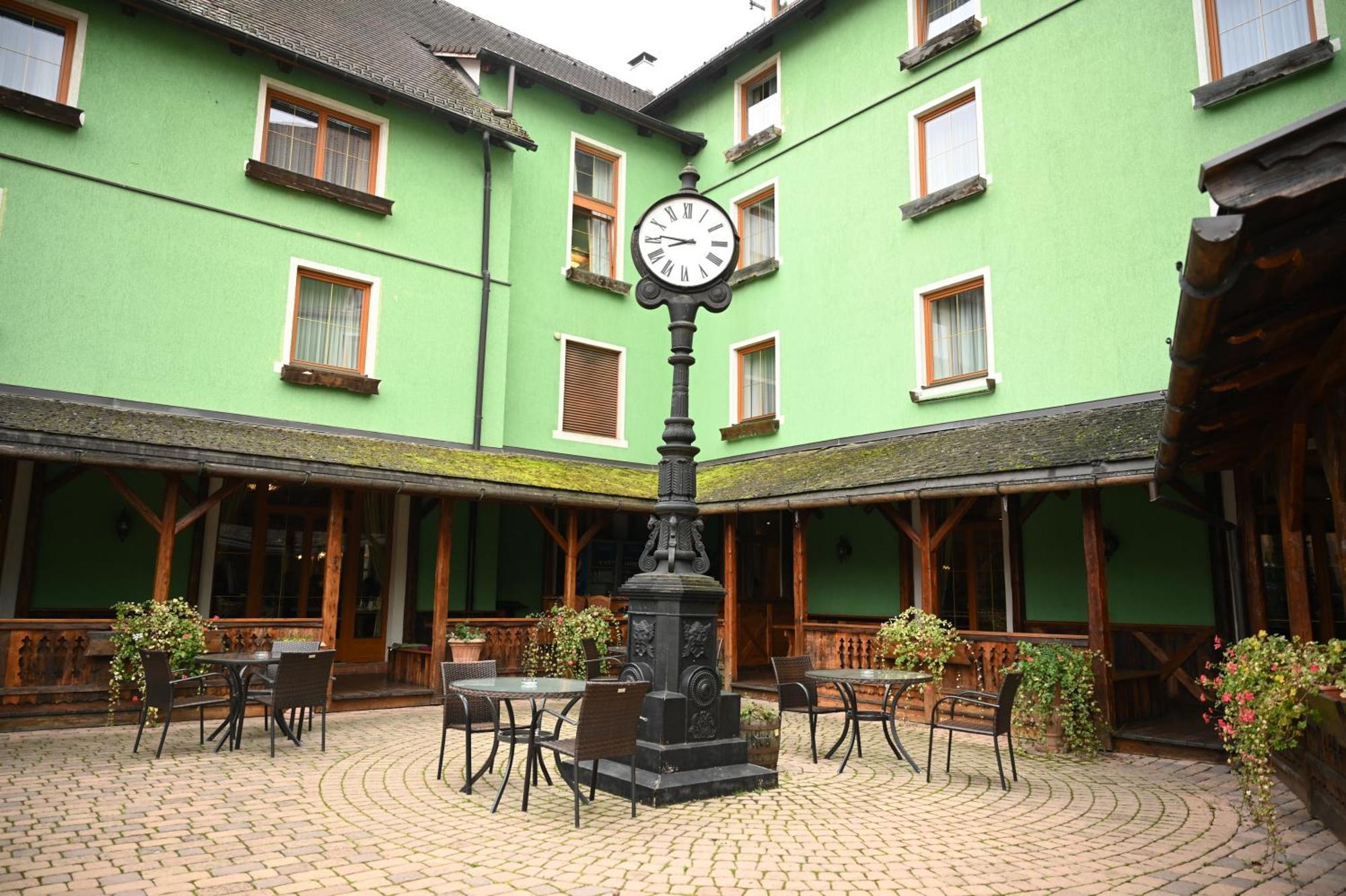 Mercure Sighisoara Binderbubi Hotel & Spa Ngoại thất bức ảnh